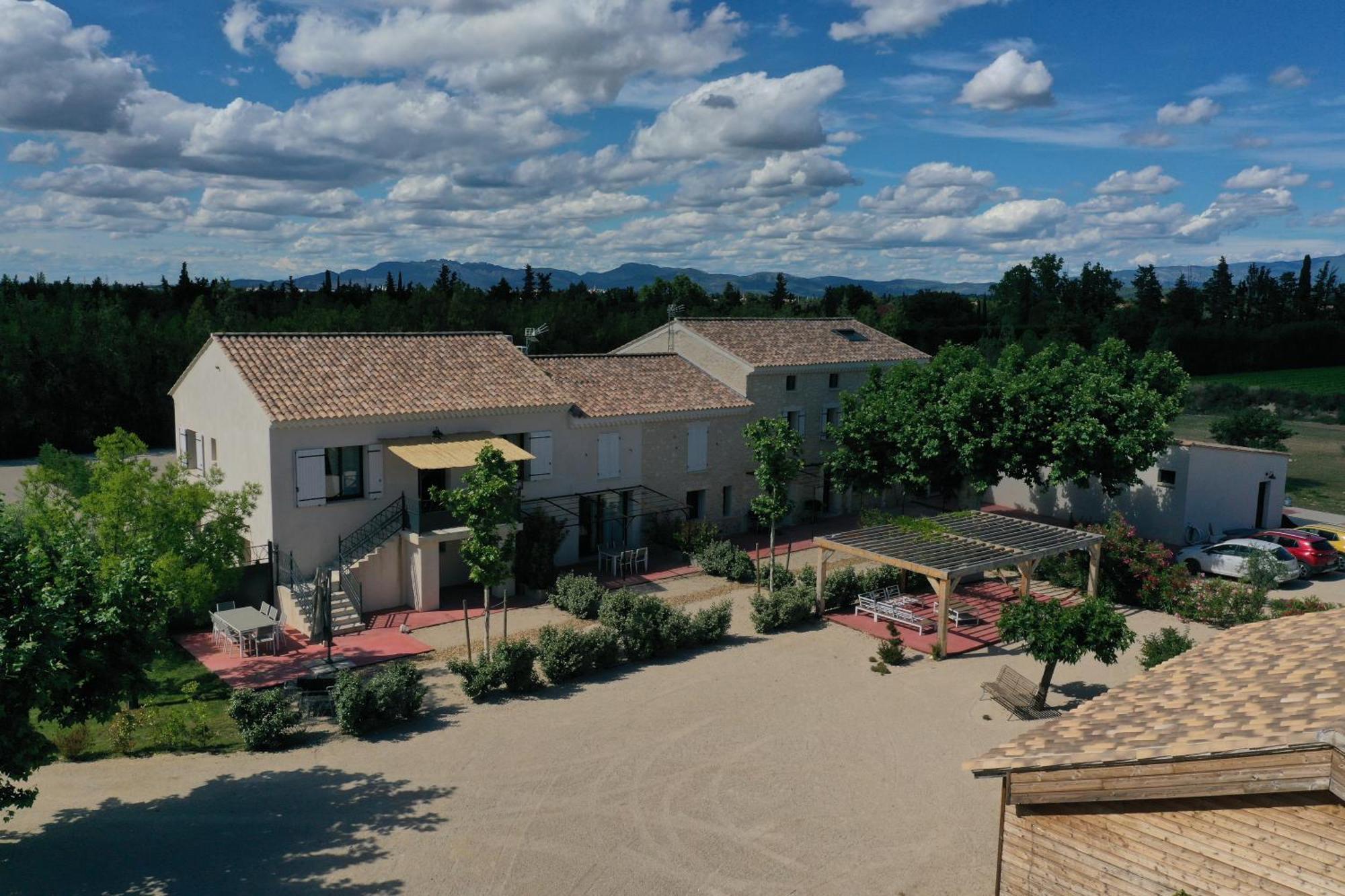 Mas Eléhis Gîte en Provence Pernes-les-Fontaines Exterior foto
